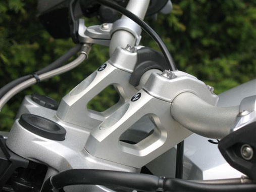 MV Superbike Lenkererhöhung und Lenkeradapter mit Versatz für BMW R1200GS- Bj. 2008 -2012