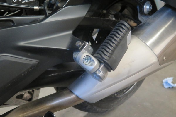 MV reposapiés regulable para el copiloto para BMW K1600GT - up to 2017 - 40 mm lower