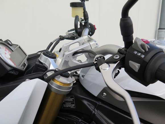 Motorrad CNC Lenkererhöhung mit Versatz Lenkeradapter FÜR BMW S1000R 2014-2017