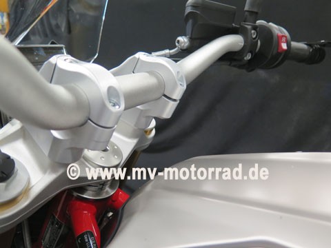 MV Alzata manubrio e adattatore manubrio con offset BMW R1200R LC 2015- 2019 e BMW R1250R LC